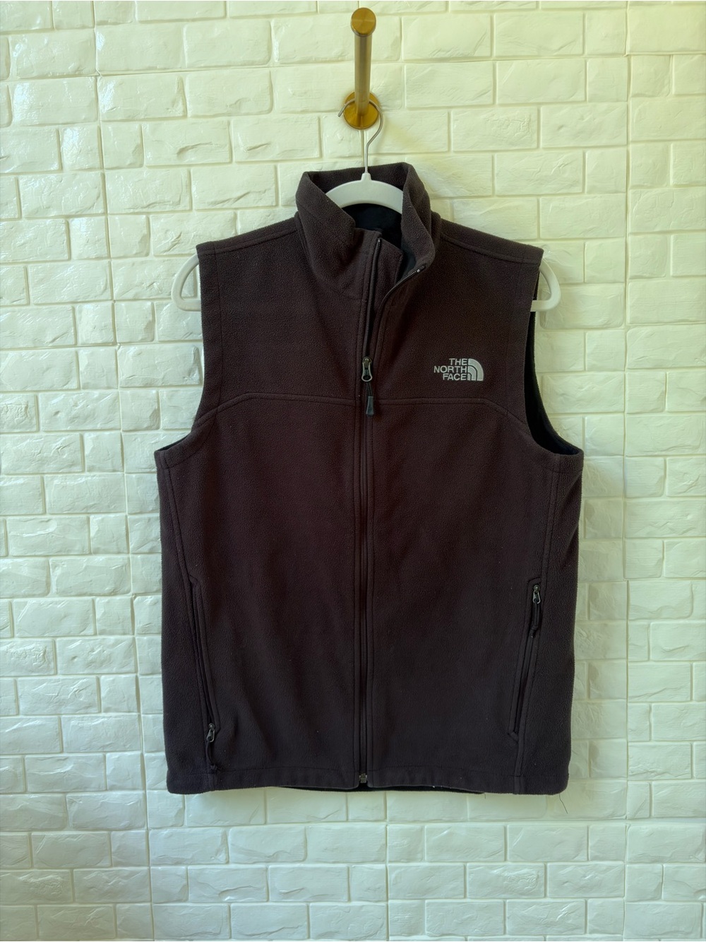 The North Face Men's Black Fleece Vest - Zip Front